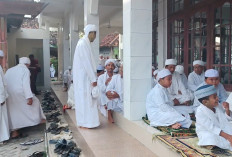 Pakai Metode Hisab, Jemaah Asy-Syahadatain Indramayu Rayakan Idul Fitri Hari Ini 
