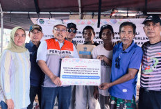 PHE ONWJ Salurkan Bantuan Darurat untuk 41 Warga Terdampak Kebakaran di Eretan Wetan