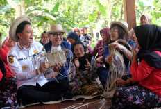 Cerita dari Bukit Sinyonya: FIFGROUP Wujudkan Desa Sejahtera dan Sekolah yang Lebih Layak 