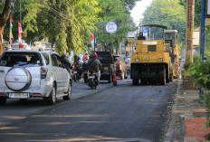 Jalan Cipto Mangunkusumo Cirebon Mulai Diperbaiki, Pemkot Uji Kualitas Aspal
