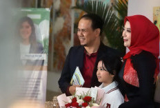 Luar Biasa! Masih 9 Tahun, Putri Alya Sidik Sudah Terbitkan Tiga Buku Berbahasa Inggris