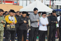 Bupati Lucky Hakim Gelar Salat Istisqa, Ikhtiar Minta Hujan di Tengah Kemarau Indramayu