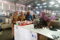 Harga Cabai dan Ayam di Kuningan Mulai Naik Jelang Ramadan 2026, Pedagang Kurangi Stok