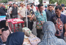 Tempat War Takjil di Cirebon Diserbu Warga! Jalan Siliwangi–M Toha Jadi Surga Kuliner Ramadan