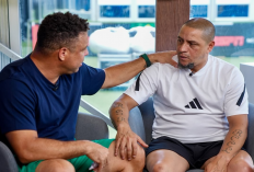 Roberto Carlos Bantah Masuk Islam, Ungkap Fakta di Balik Foto Pernikahan