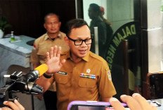 Wamendagri Bima Arya Minta Kepala Daerah Rajin Turun ke Lapangan Awasi Harga Pangan
