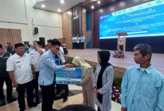 Fantastis! BAZNAS Majalengka Kucurkan Rp1,2 Miliar Zakat untuk Puluhan Sekolah