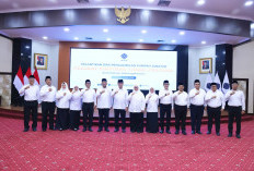 Lantik 12 Pejabat, Menaker: Jabatan Bukan Sekadar Posisi, Layanan Publik Harus Jadi Prioritas