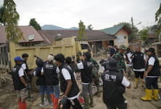 Dukung Pemulihan Pascabencana, Relawan BRI Peduli Terjun Langsung 'Bersih-bersih Sekolah' di Aceh Tamiang 