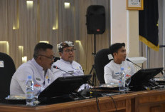 Bupati Imron Rapat Khusus Bahas Penangan Banjir, Kumpulkan Camat dan Pejabat SKPD