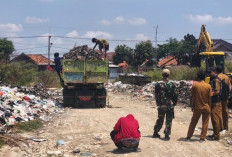 Krisis Sampah di Gebang Mekar, DLH Kabupaten Cirebon Turun Tangan Kerahkan Armada