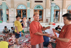 Hewan Kurban di Masjid Al-Falah Majalengka Meningkat, 2.000 Warga Terima Daging Kurban