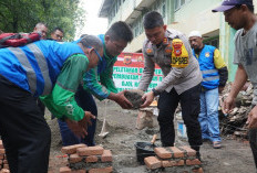 Ngariung Aman! Kapolres Cirebon Kota Bangun Tempat Cuci Motor Gratis untuk Ojol Kamtibmas