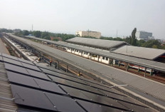 KAI Daop 3 Cirebon Pasang Solar Panel di 3 Stasiun, Hemat Listrik hingga 9 Persen