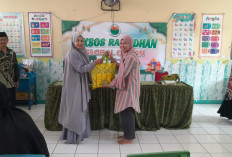 SD Peradaban Global Qur’an Salurkan Ratusan Paket Sembako Ramadan dari Donasi Wali Murid