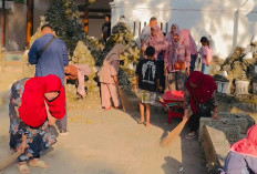 Gotong Royong Abdi Dalem dan Warga di Kompleks Kanoman: Menjaga Ketaatan, Merawat Warisan Leluhur