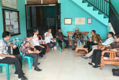 Warga Lima Desa di Kuningan Utara Keluhkan Jalan Rusak, Akan Bawa Aspirasi ke Pusat