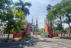 Viral! Operasional Masjid Agung Sumber Rp400 Juta, Punya Menara Setinggi 13 Lantai