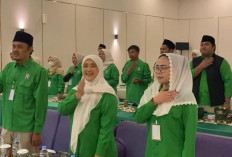 Pengurus DPC PKB Dikukuhkan, Siti Farida Tegaskan Kredo Peduli Ummat Melayani Rakyat Sebagai Pedoman Kerja