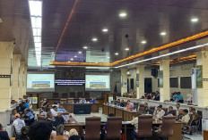 APPSI Cirebon Buka Help Desk untuk Pedagang Pasar Kanoman yang Telanjur Setor DP