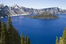 Danau Ini Dijuluki Laut Yang Memiliki Area Seluas Jepang 