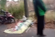BREAKING NEWS: Kecelakaan di Depan Griya Caraka Cirebon, Pengendara Sepeda Motor Meninggal Dunia