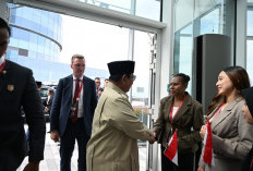 Bertemu Prabowo di Rusia, Mahasiswi Asal Merauke: Ini Pertama Kalinya Saya Bertemu Presiden