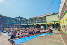 Lama Tak Diguyur Hujan, SDIT-SMPIT Al Hikmah Cirebon Gelar Salat Istisqa
