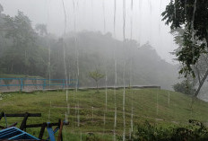 Peringatan Dini BPBD Kuningan, Hujan Lebat Berpotensi Banjir dan Longsor, Warga Diminta Waspada