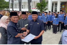 Andi Armawan Dilantik sebagai Kepala Disdukcapil Kota Cirebon, Ini Pesan Wali Kota