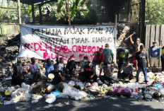 Gunungan Sampah Kembali Muncul di TPS Kecomberan, Warga PCL Tagih Janji Pemkab Cirebon