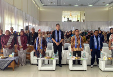 PNM Perkuat UMKM Lewat PKU di Indramayu, OJK Ingatkan Bahaya Rentenir dan 'Bank Emok'