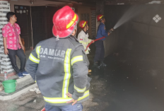 Kebakaran di Losarang Indramayu, Garasi Rumah Warga Hangus Diduga Akibat Korsleting Listrik