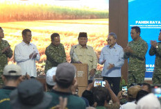 Prabowo Sebut Indonesia Segera Punya Motor Listrik Nasional
