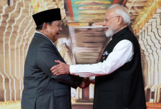 Prabowo Hadiri KTT BRICS di India, Modi Sambut Hangat hingga Beri Pelukan