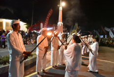 Pesta Adat Seren Taun Cigugur Dimulai, Ribuan Pelita Terangi Paseban Tri Panca Tunggal