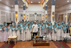 Pengajian Akbar Asy Syifa Cirebon Jadi Momentum Perkuat Keimanan dan Kebersamaan Warga