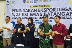 Emas 5,25 Kg Senilai Rp12 Miliar Disembunyikan di Koper, Gagal Diselundupkan Lewat Kertajati