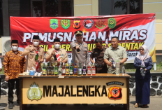 6.426 Botol Miras Dimusnahkan di Majalengka, Ada Ciu dan Arak Hasil Razia 9 Hari
