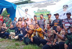 Dukung Program Pemerintah Daerah, Babinsa Drajat Monitoring Gerakan Pangan Murah di Kota Cirebon