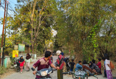 Jalan Kalilunyu Rusak Parah Jelang Maulid Benda Kerep, Warga Cirebon Minta Segera Diperbaiki