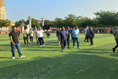 Bupati Eman Soroti Kerusakan Rumput Alun-Alun Majalengka Akibat Tingginya Aktivitas Pengunjung
