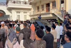 Suasana Jelang Pemakaman KH Adib Rofiuddin Izza, Kapolda hingga Tokoh Nasional Berdatangan