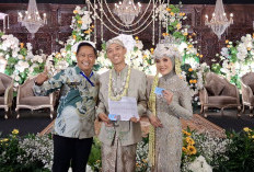 Inovasi Cantik Jeh: Pengantin Kota Cirebon Dapat KTP Baru Saat Akad Nikah