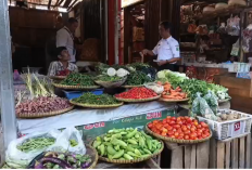 Bikin Emak-emak Pusing! Harga Ayam Naik Tajam, Cabai dan Sayur Ikut Meroket