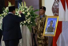 Momen Haru di Soetta: Presiden Prabowo Beri Penghormatan Terakhir untuk 3 Prajurit TNI Gugur di Lebanon