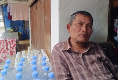 Ziarah Ramai, Penjualan Sepi: Potret Pedagang di Makam Buyut Trusmi Cirebon