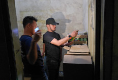 Polisi Sita 442 Botol Miras di Warung Panjunan Cirebon, Merek Ini yang Paling Banyak