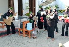 Lomba Parodi Orkestra Barang Bekas Berlangsung Meriah Grup Ash Kolaya Sabet Juara 1 