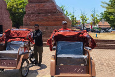 Puluhan Tahun Gowes Becak, Kini Tukang Becak Cirebon Beralih ke Becak Listrik